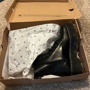 Jadon Black Polished smooth size 12 women size 11 men